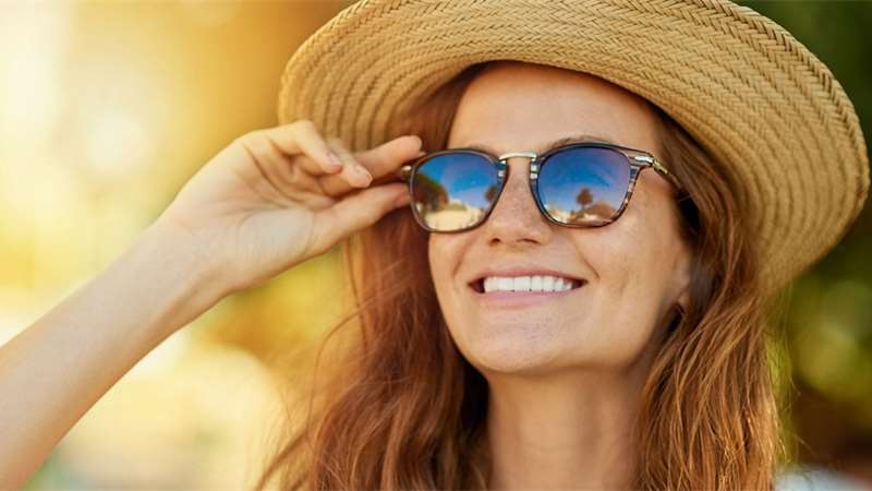 Trendy sluneční brýle, v kterých zazáříte ve městě i na pláži. Které jsou letos in?  | Zdroj:  iStock
