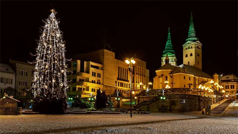 Vánoční trhy Slovensko 2023: 5 měst v blízkosti hranic, která stojí za návštěvu | Zdroj:  iStockphoto.com
