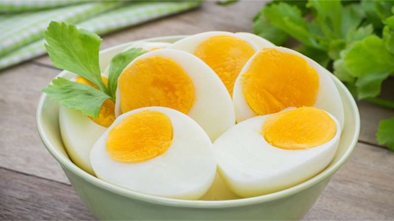 Zaostřeno na vejce: Využijte velikonoční nadílku na pomazánku či karbanátky
