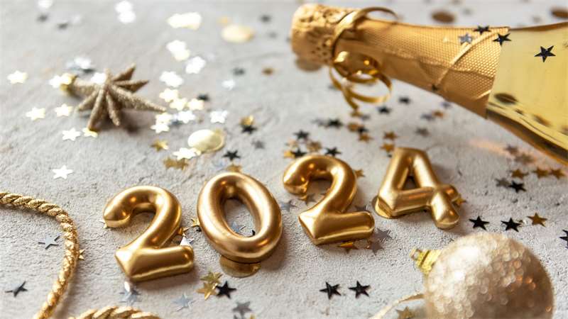 Nejlepší novoroční přání 2025: Texty pro SMS i papírová péefka